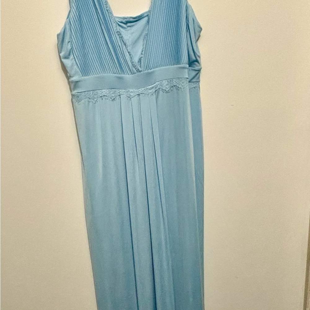 Elegant Light Blue Sleeveless Dress